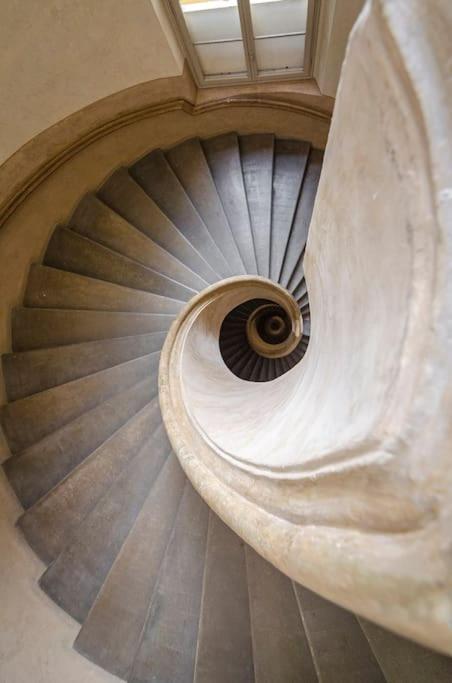 Casa Aldrovandi: Elegante E In Centro Storico Болонья Экстерьер фото